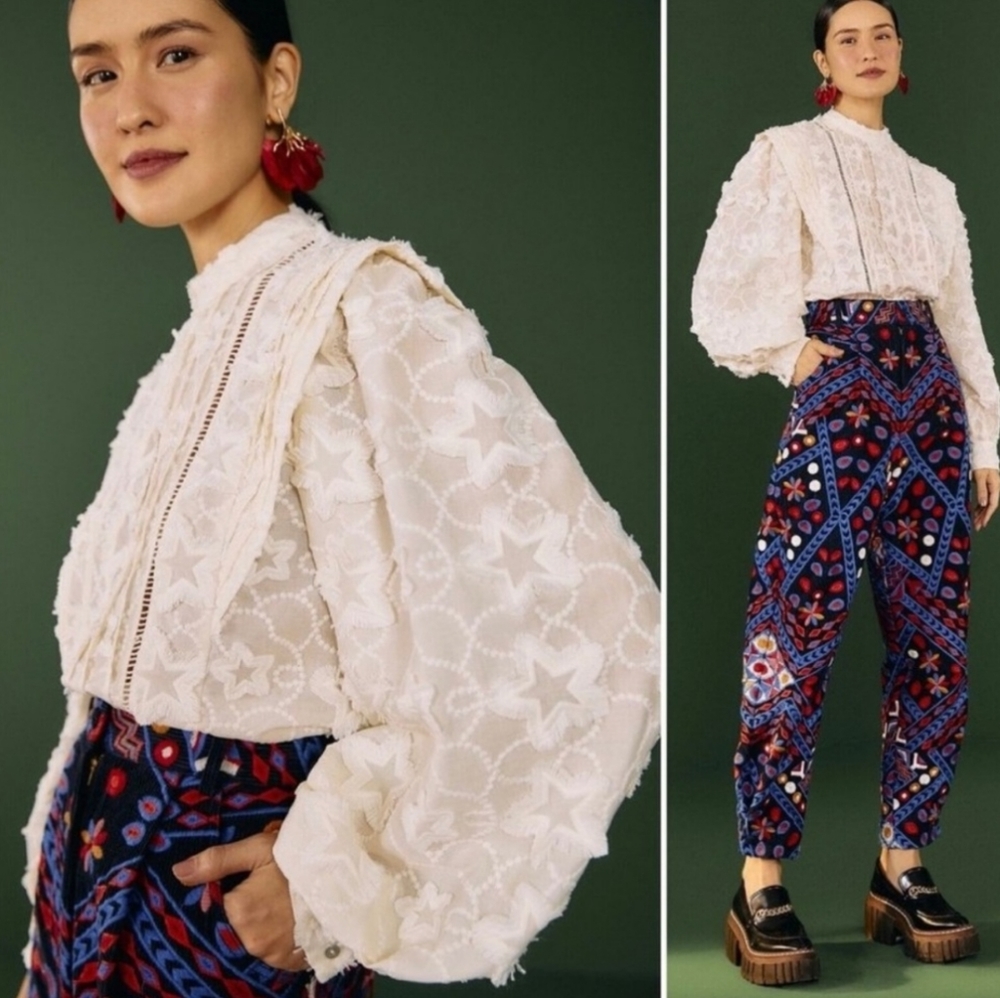 FARM RIO Star 3D Embroidered Blouse in Off White Large NWT